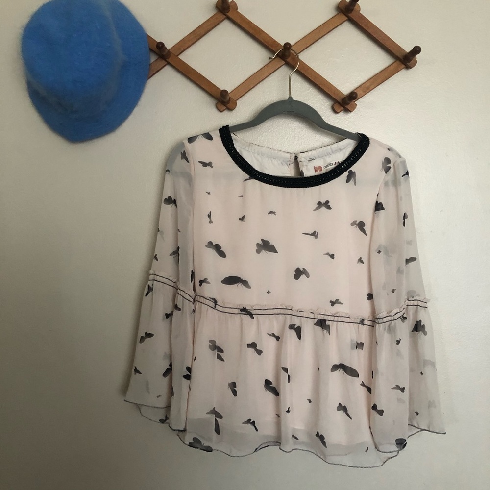 Chelsea & Violet Butterfly Bell Sleeve Blouse